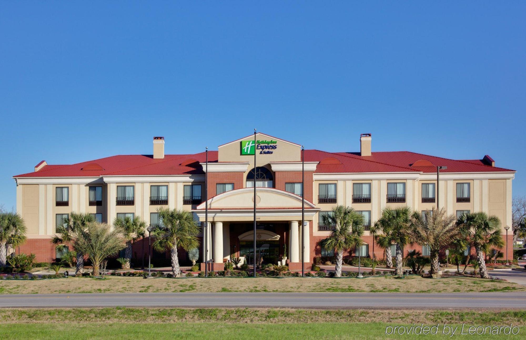 Holiday Inn Express & Suites Wharton By Ihg Экстерьер фото